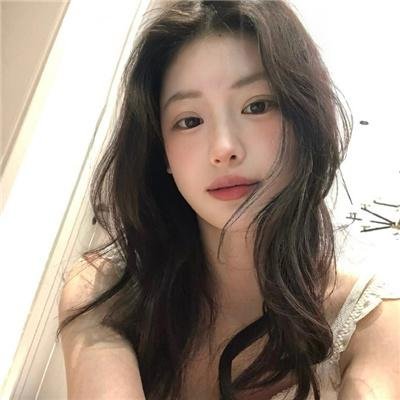 海归的假女友是野蔷薇